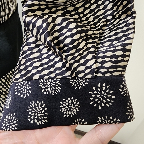 Flavio Castellani 100% Silk Dress V Neckline Front/Back Italian size 42 or 6 US - Picture 3 of 10